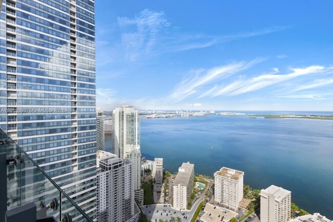 Building Photo - 1451 Brickell Ave