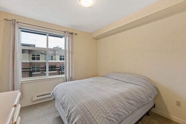 Guest bedroom - 5450 Leary Ave NW