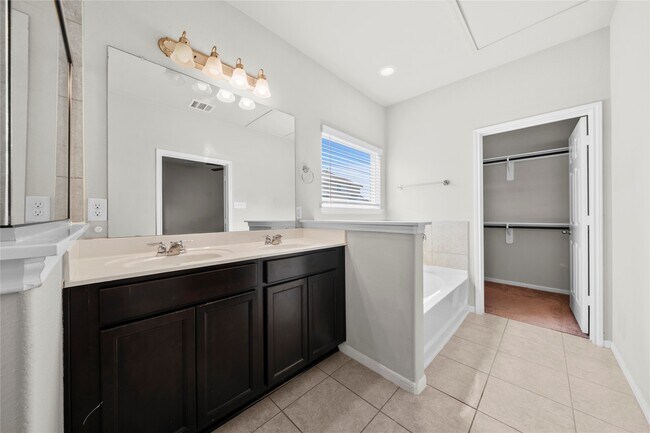 Building Photo - 13427 Hawick Terrace Ln