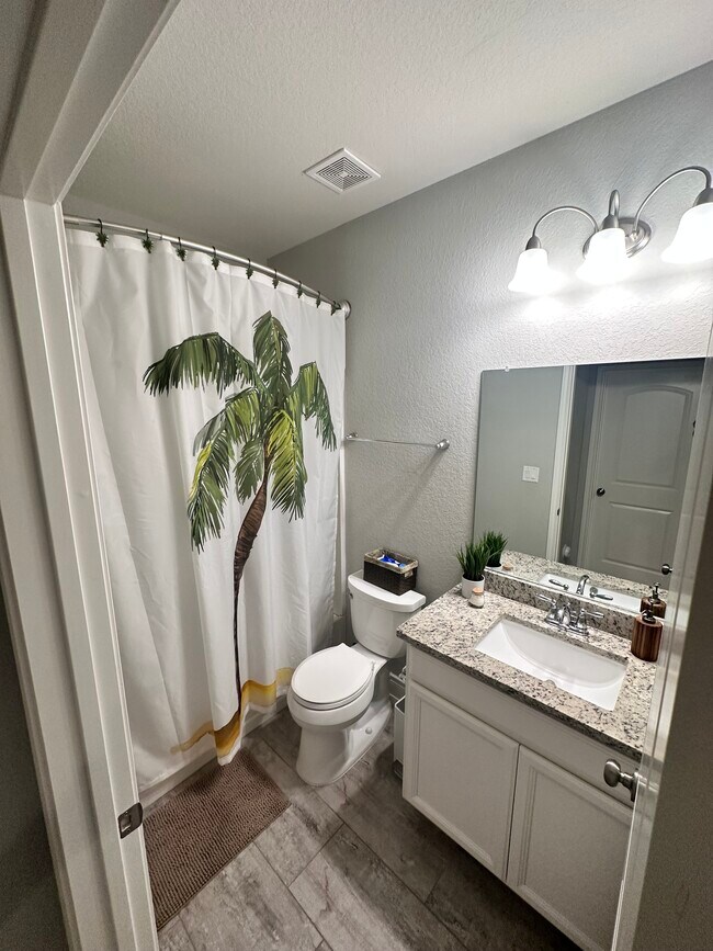 Building Photo - 27348 Caroline Way