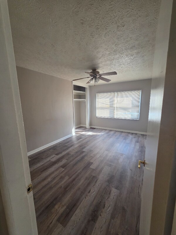 Building Photo - 2257 Benninghofen Ave