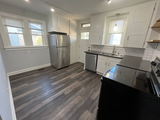 Building Photo - 268-270 Olentangy Street