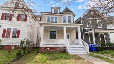 Building Photo - 417 W 30th St