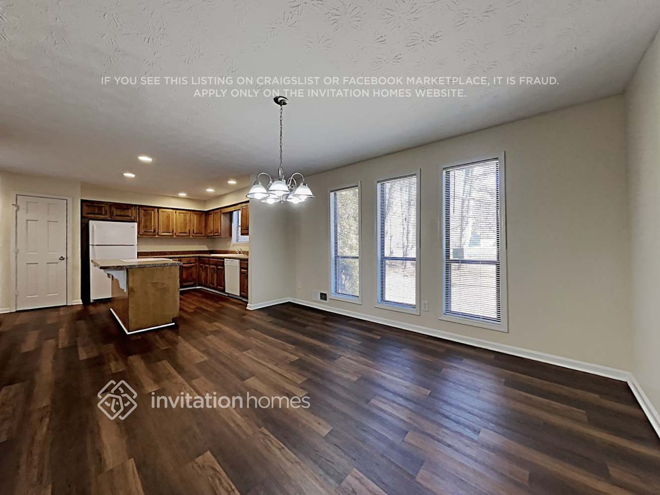 Building Photo - 1410 Pilgrim Way