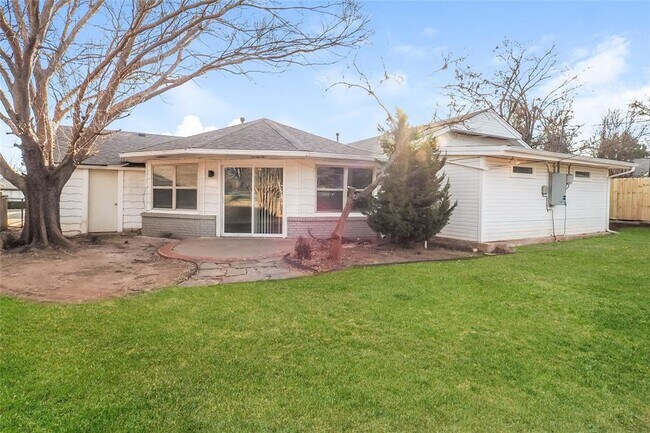 Building Photo - 5107 N Miller Pl
