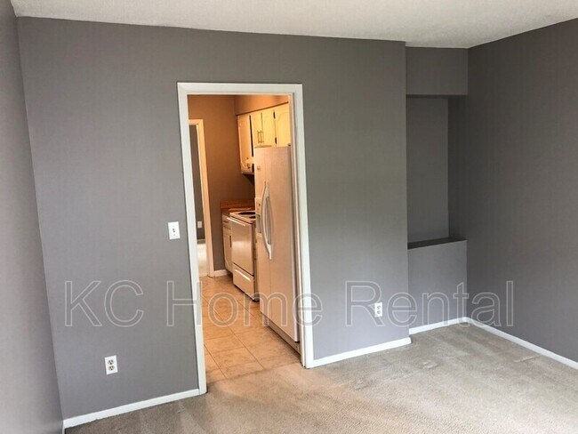 Building Photo - 8506 W 108th Pl