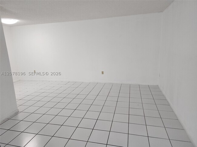Building Photo - 15615 SW 74th Cir Dr