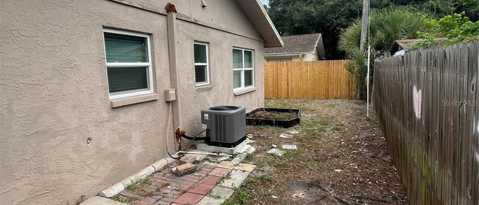 Building Photo - 1624 Coral Way