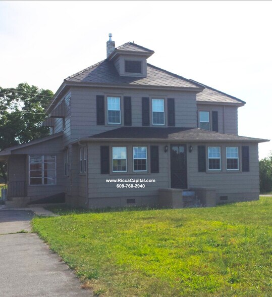 Primary Photo - 685 Egg Harbor Rd