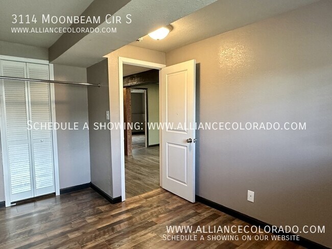 Building Photo - 3114 Moonbeam Cir S