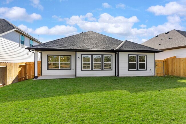 Building Photo - 11828 Whirlaway Dr