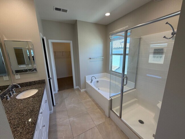 Building Photo - 952 Sea Glass Wy