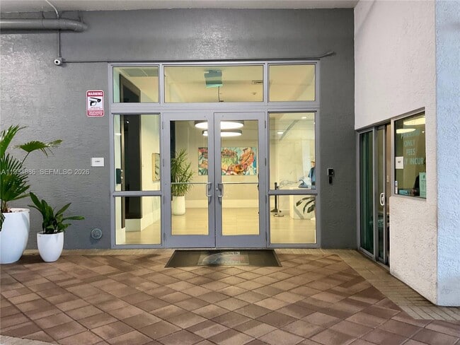 Building Photo - 140 S Dixie Hwy