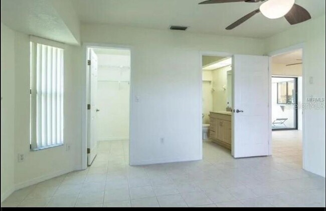 Building Photo - 25230 Campos Dr