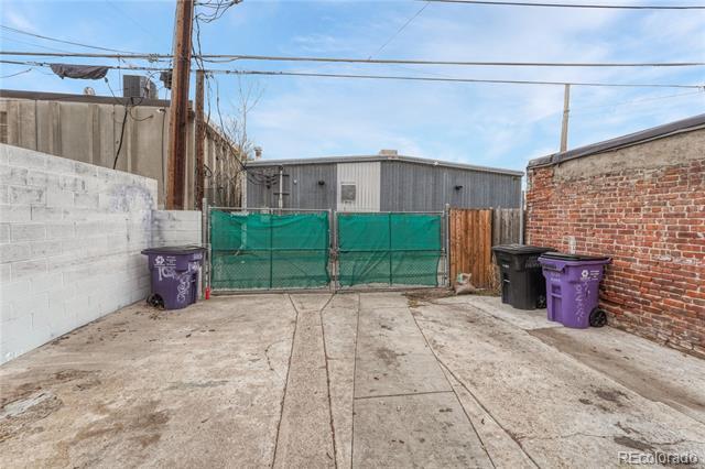 Building Photo - 1026 Inca St