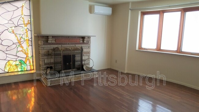 Building Photo - 437 S Aiken Ave