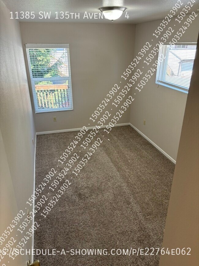 Building Photo - 11385 SW 135th Ave