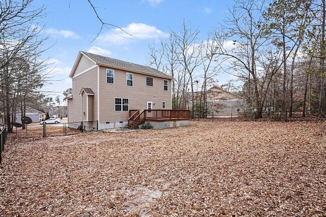 Building Photo - 201 Phillips Ridge Ln