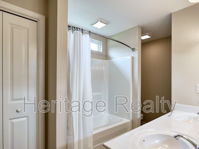 Building Photo - 10728 Gable Run Dr