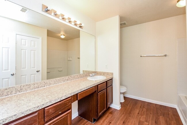 Building Photo - 2518 Bammelwood Dr