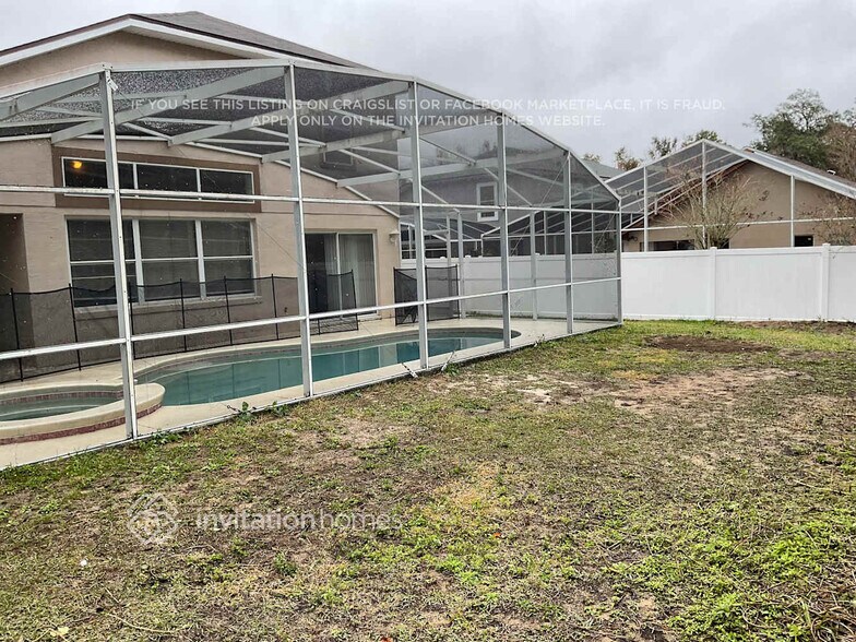 Building Photo - 113 Pinewood Ct