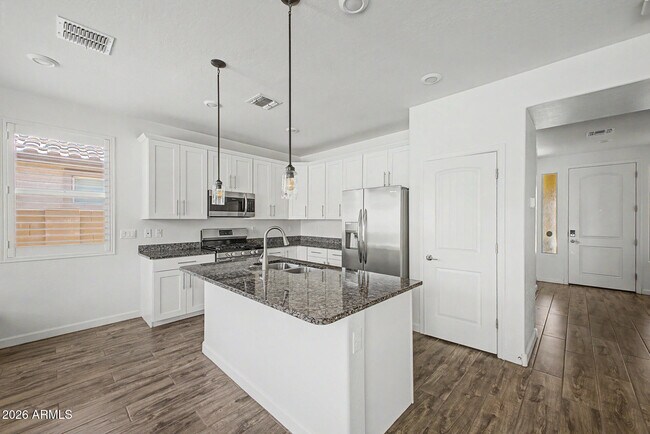Building Photo - 20420 W Calle Encorvada