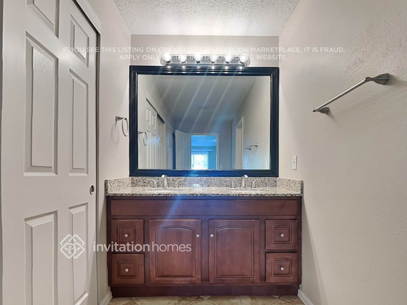 Building Photo - 18290 E Hampden Pl