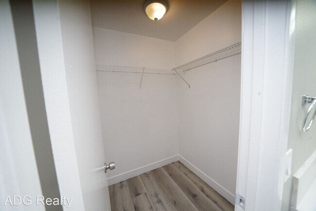 Building Photo - 1 br, 1 bath House - 3682 Melonies Dr #4
