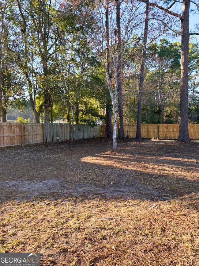 Building Photo - 1200 Sussex Pl