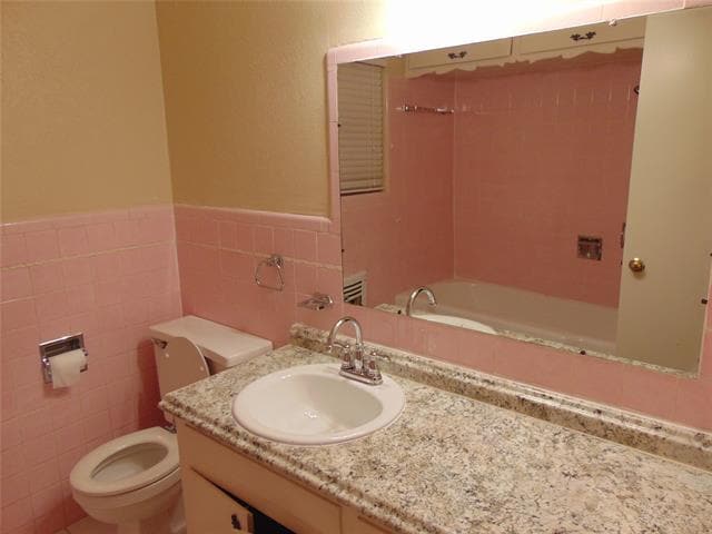 Building Photo - 1905 Milam St