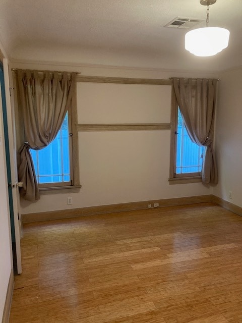 Dinning room - 815 N Mansfield Ave