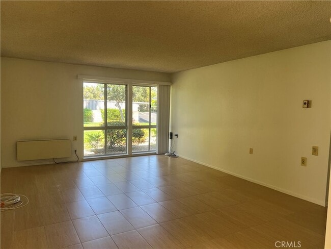 Building Photo - 2238 Via Puerta