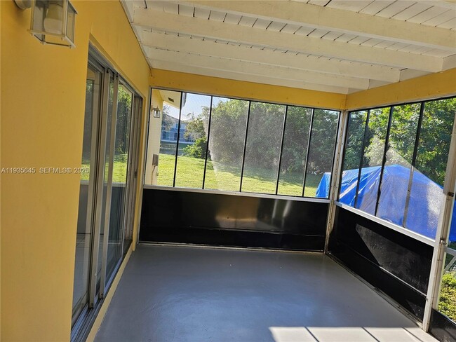 Building Photo - 3580 NW 110th Ln