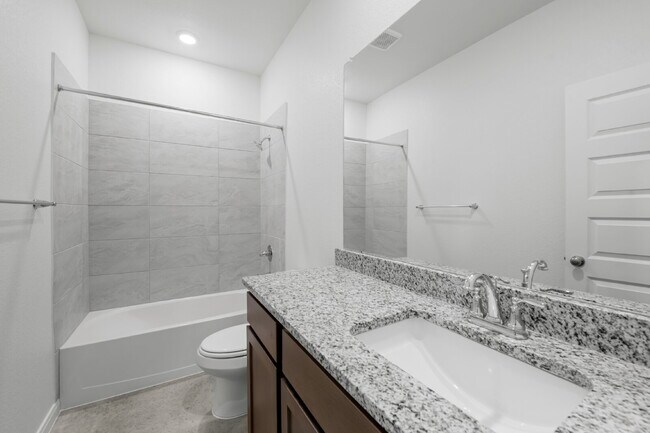 Building Photo - MOVE-IN SPECIAL: December and January rent FREE if moved in before February 1.