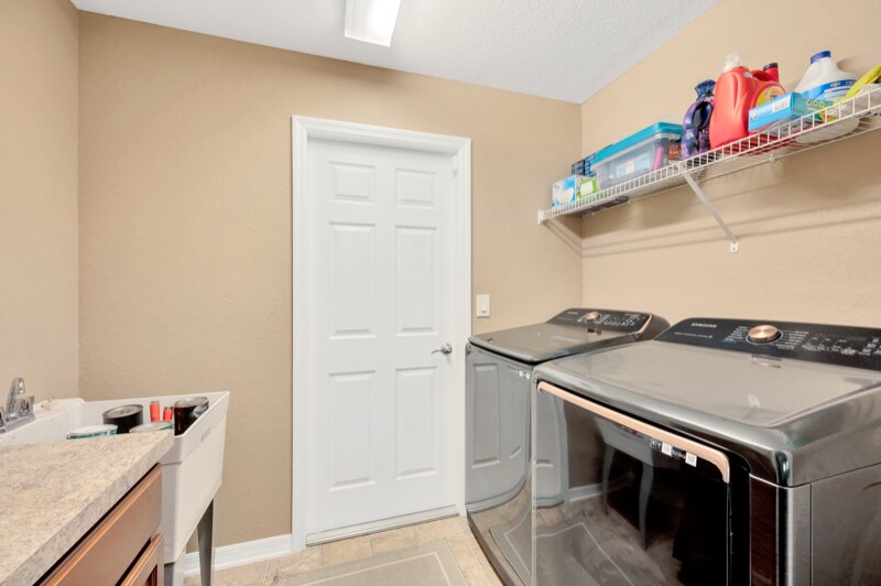 Building Photo - 722 Vineyard Reserve Ct