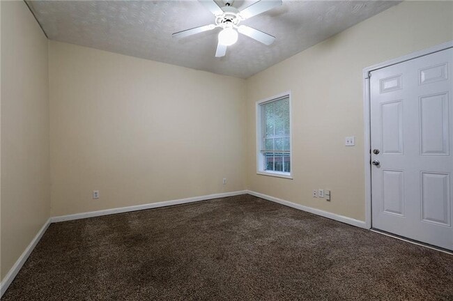 Building Photo - 790 Celeste Ln