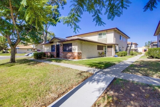 Building Photo - 9906 Mission Vega Rd