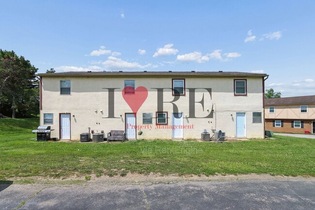 Building Photo - 2608 Christine Blvd