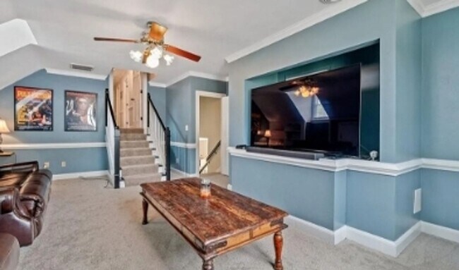 Building Photo - Gorgeous house for rent in Chesapeake.