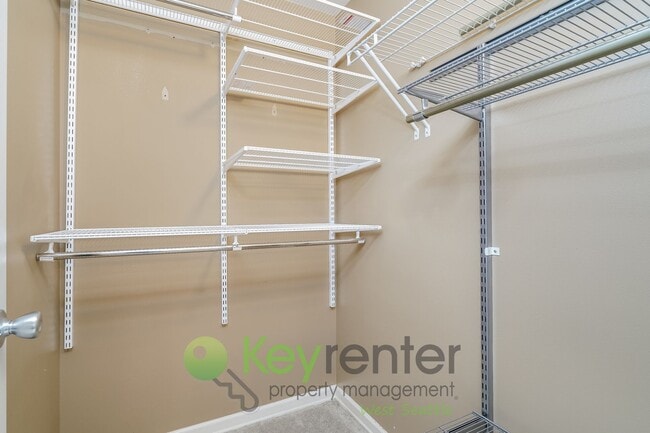 Building Photo - Stunning 3 Bed, 3.5 Bath Seattle Home with...