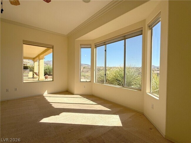 Building Photo - 2875 Scotts Valley Dr