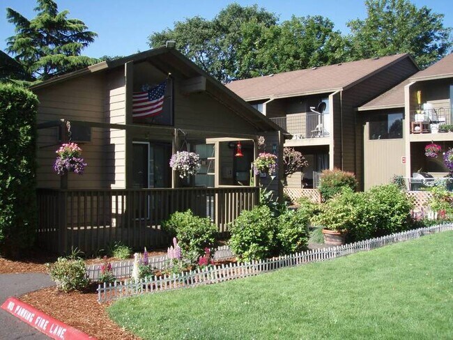 Building Photo - 12625 SW Colony Ln