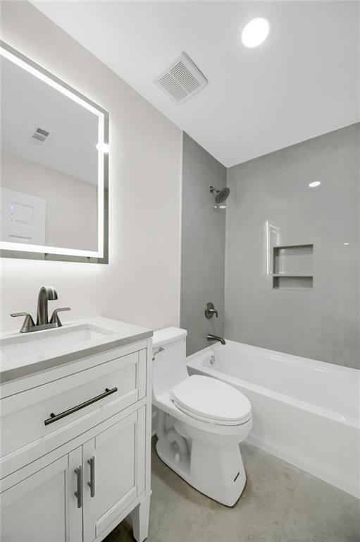 Building Photo - 8 Huntington Pl Dr