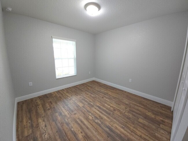 Building Photo - 2797 SW 161st Loop