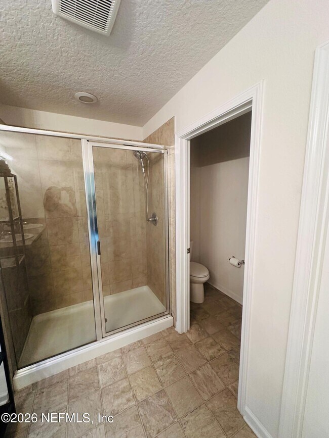 Building Photo - 12573 Grn Mdw Dr