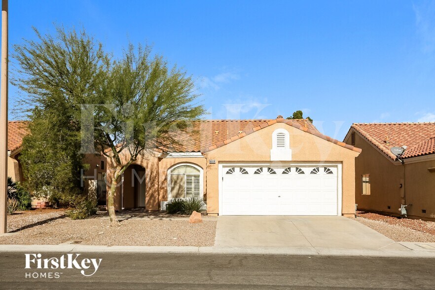 Primary Photo - 8004 Verde Springs Dr