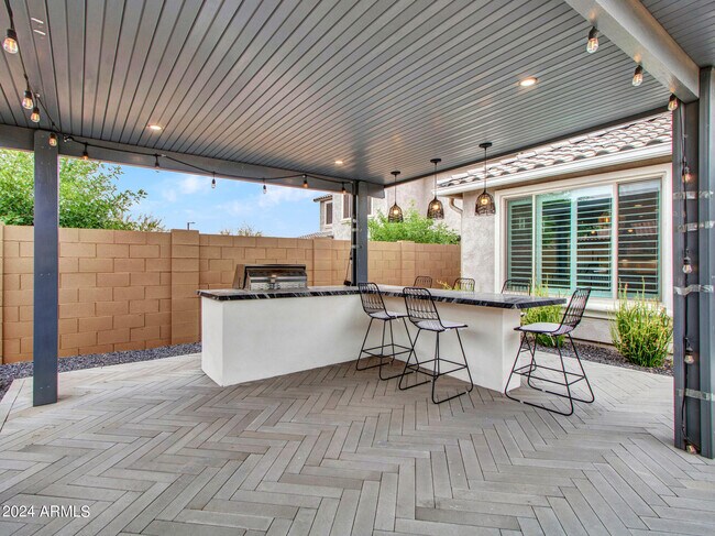 Building Photo - 44529 N Sonoran Arroyo Ln