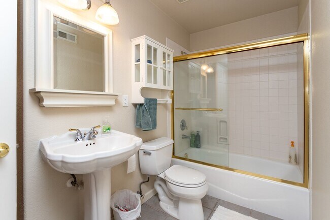 Building Photo - Peaceful University Park Home with Mountain Views!!