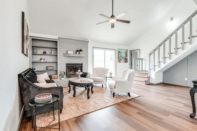 Building Photo - 8321 Breezewood Dr