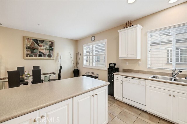 Building Photo - 1250 Flint Dr